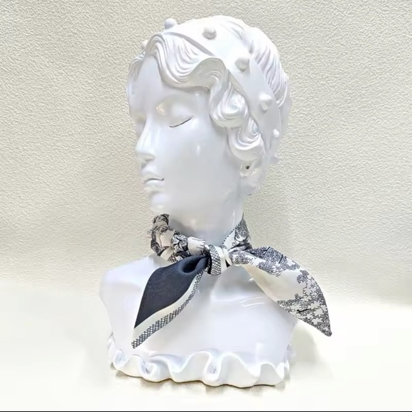 2024 Versatile Ribbon - Picture 2 of 2